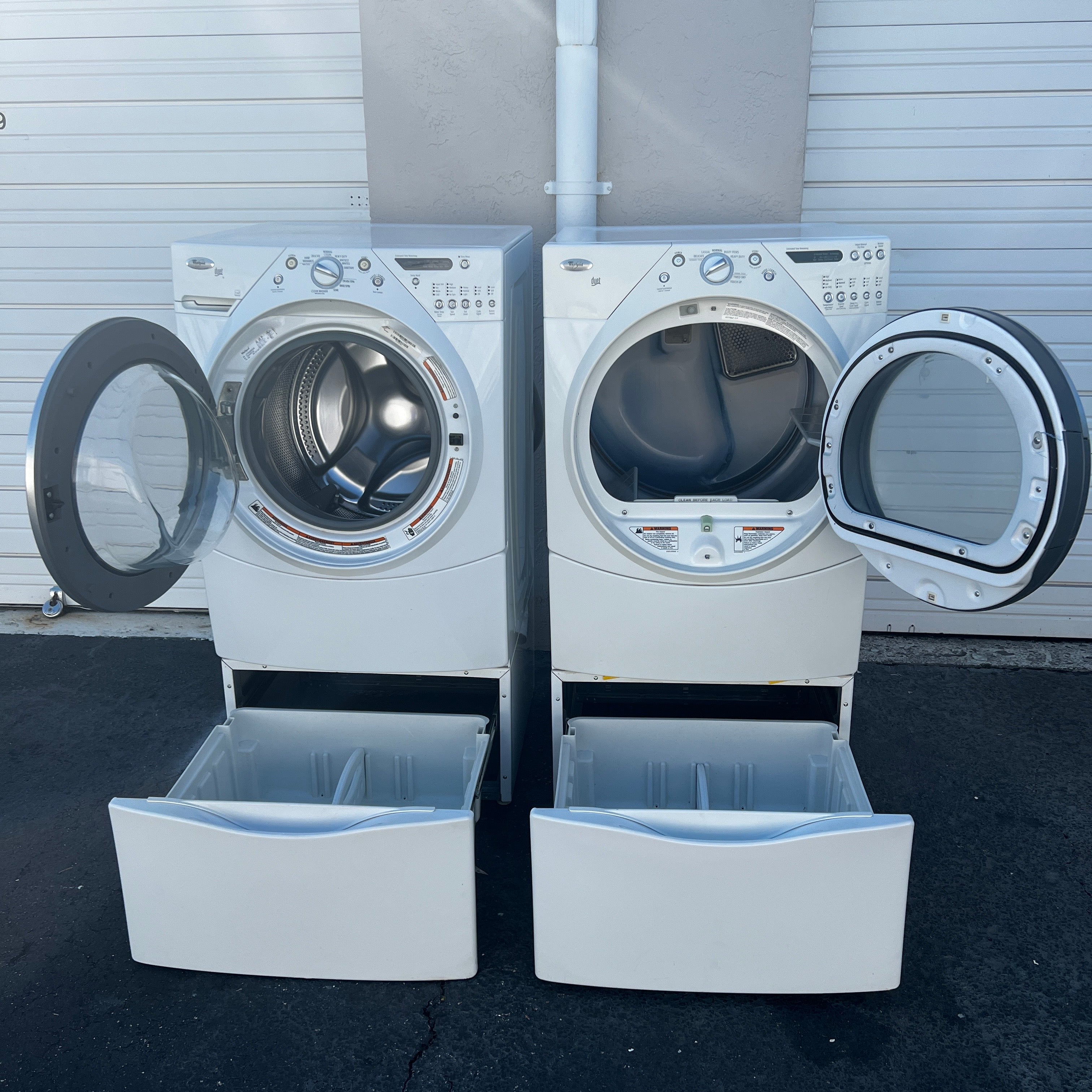 Whirlpool Washer and Dryer Front Load with Pedestals Whirlpool Washer and Dryer Front Load with Pedestals